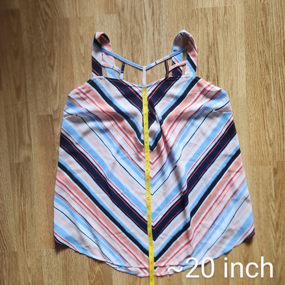 Maurices Tank - Picture 6 of 6
